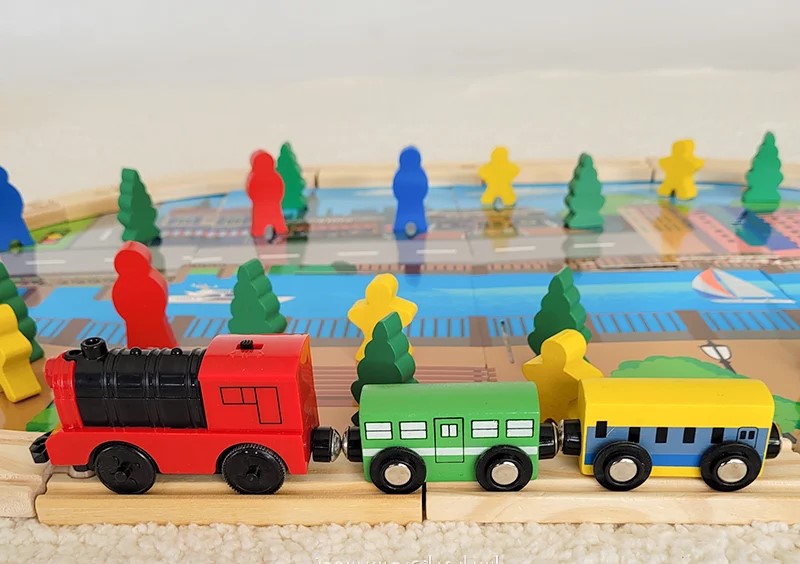 Circuit train électrique 45 pièces en bois