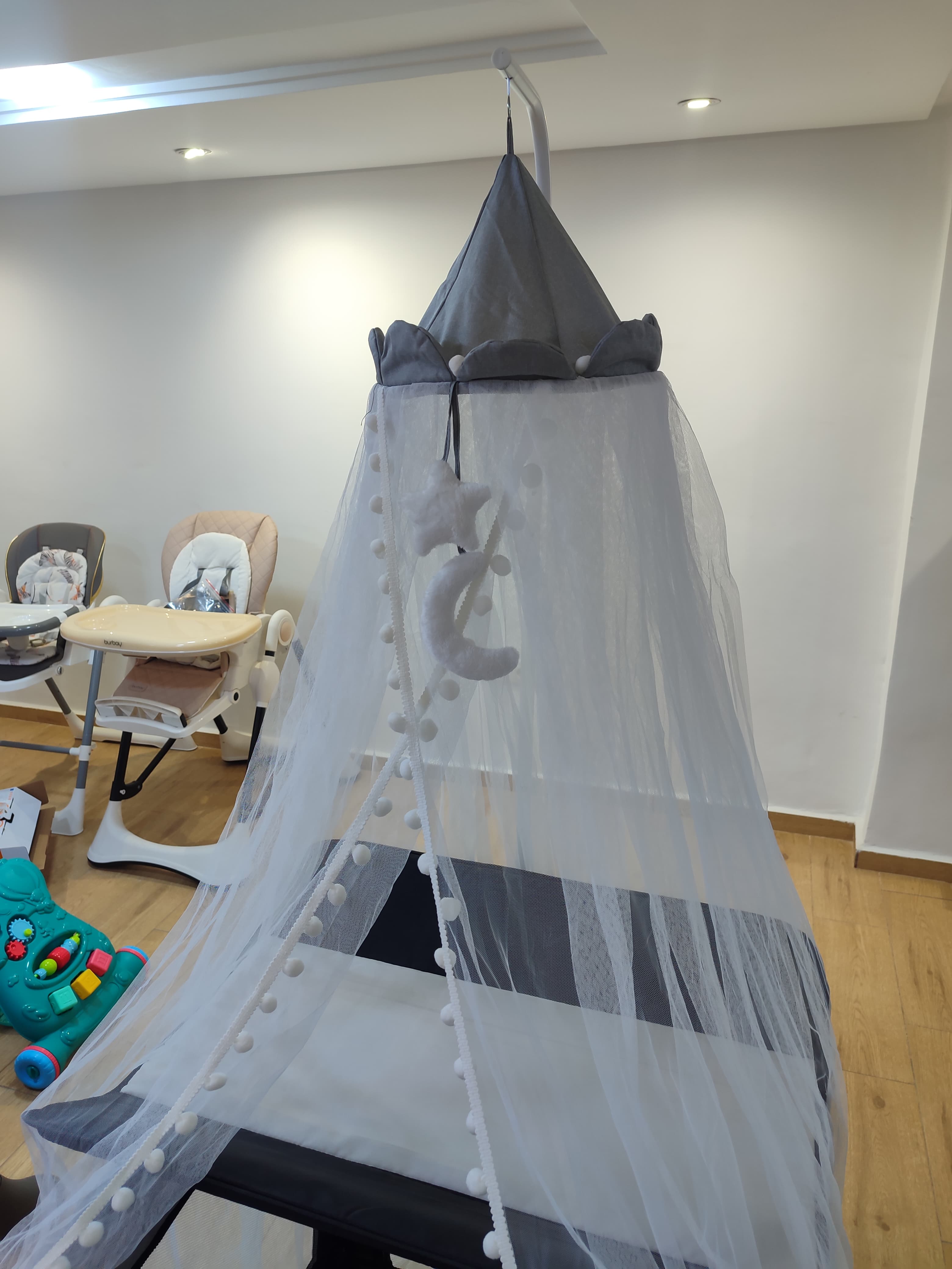 Ciel de lit avec support