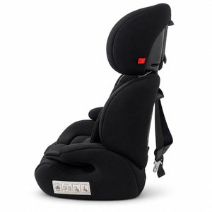 Siège auto monbébé noir de profil, montrant les ailes latérales profondes et le guide-ceinture à l'épaule
