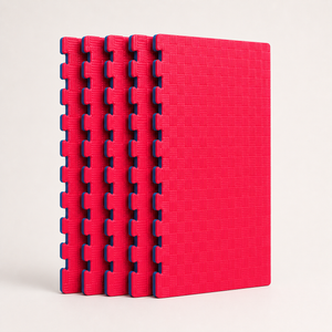 Tapis puzzle en mousse EVA réversible rouge — dalles emboîtables