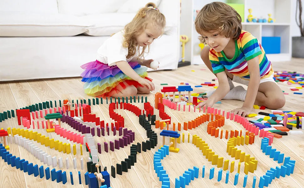 Jeu de dominos colorés en bois - 200 pcs