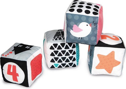 Lot de 4 cubes en tissu - BABY CLEMENTONI
