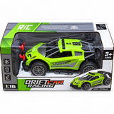 Boîte de la voiture radiocommandée Drift Car Racing verte à l'échelle 1:16 avec télécommande