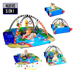 Tapis d'éveil Lionelo Anika Plus vu de trois quarts avec ses jouets
