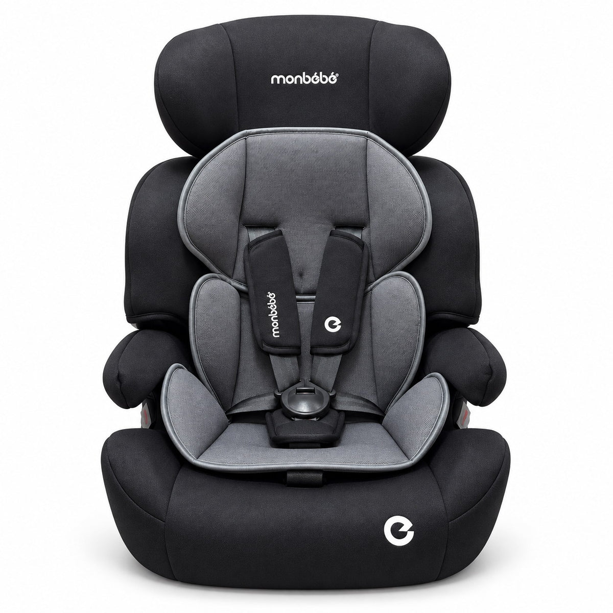 Siège auto monbébé noir et gris vu de face : appuie-tête rembourré, harnais 5 points à coussinets et réducteur d'assise