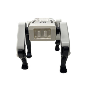 Chien robot Saviour vu de face, yeux lumineux bleus