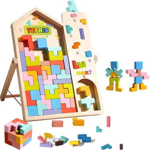 Plateau Tetris en bois et figurines construites avec les pièces colorées